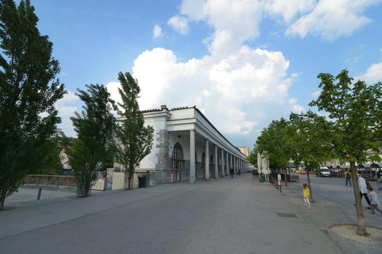 River Side Central Market Lublaň Exteriér fotografie